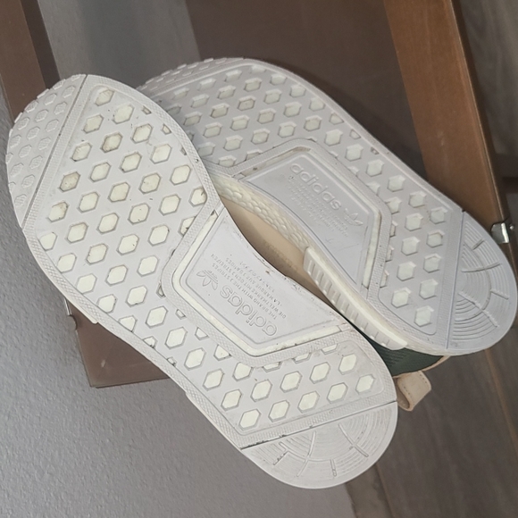 Adidas NMD CS2 pullon sock sneaker shoes size 9 men's army olive green - Picture 13 of 13